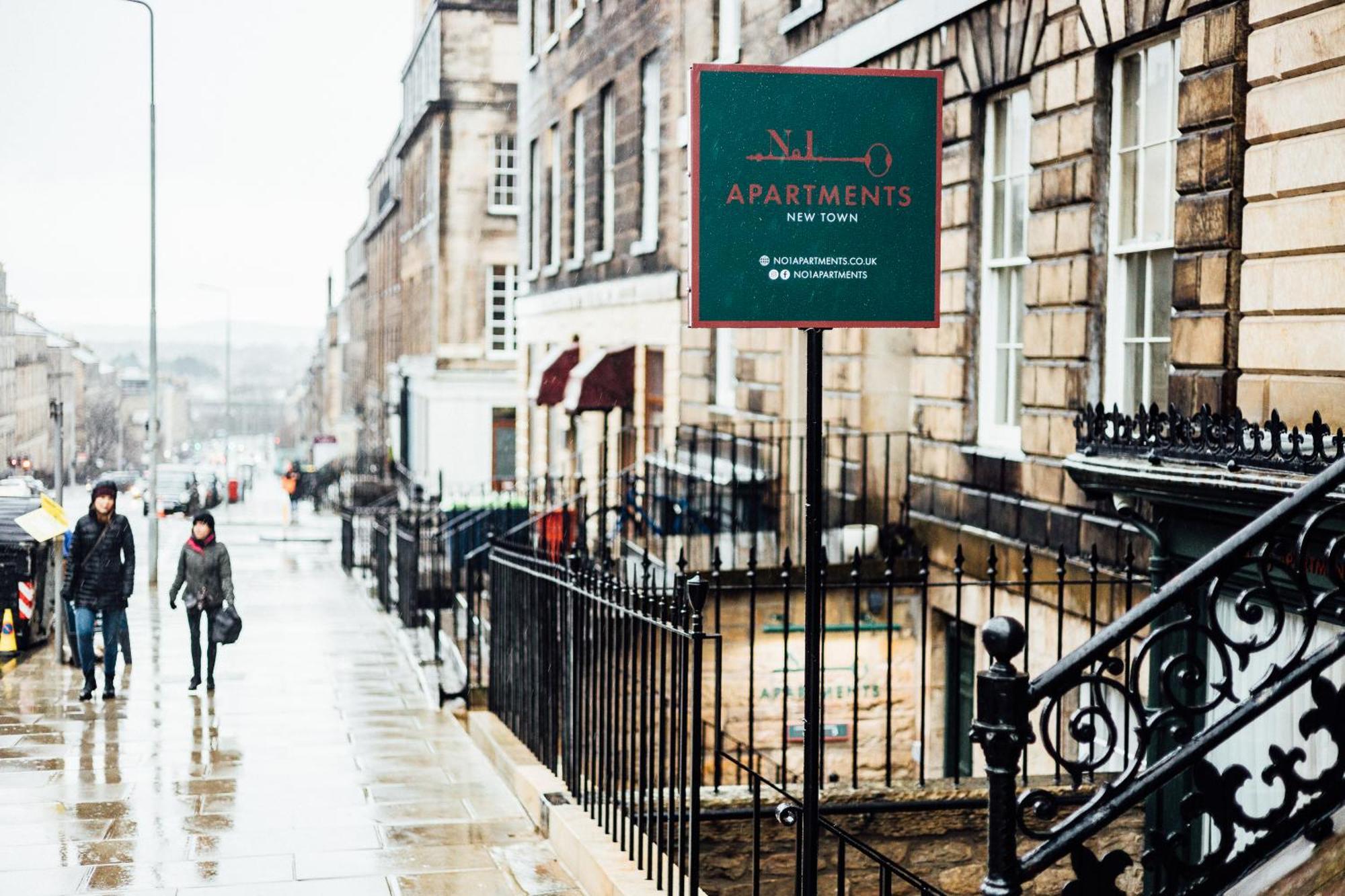 No1 Apartments Edinburgh - New Town מראה חיצוני תמונה