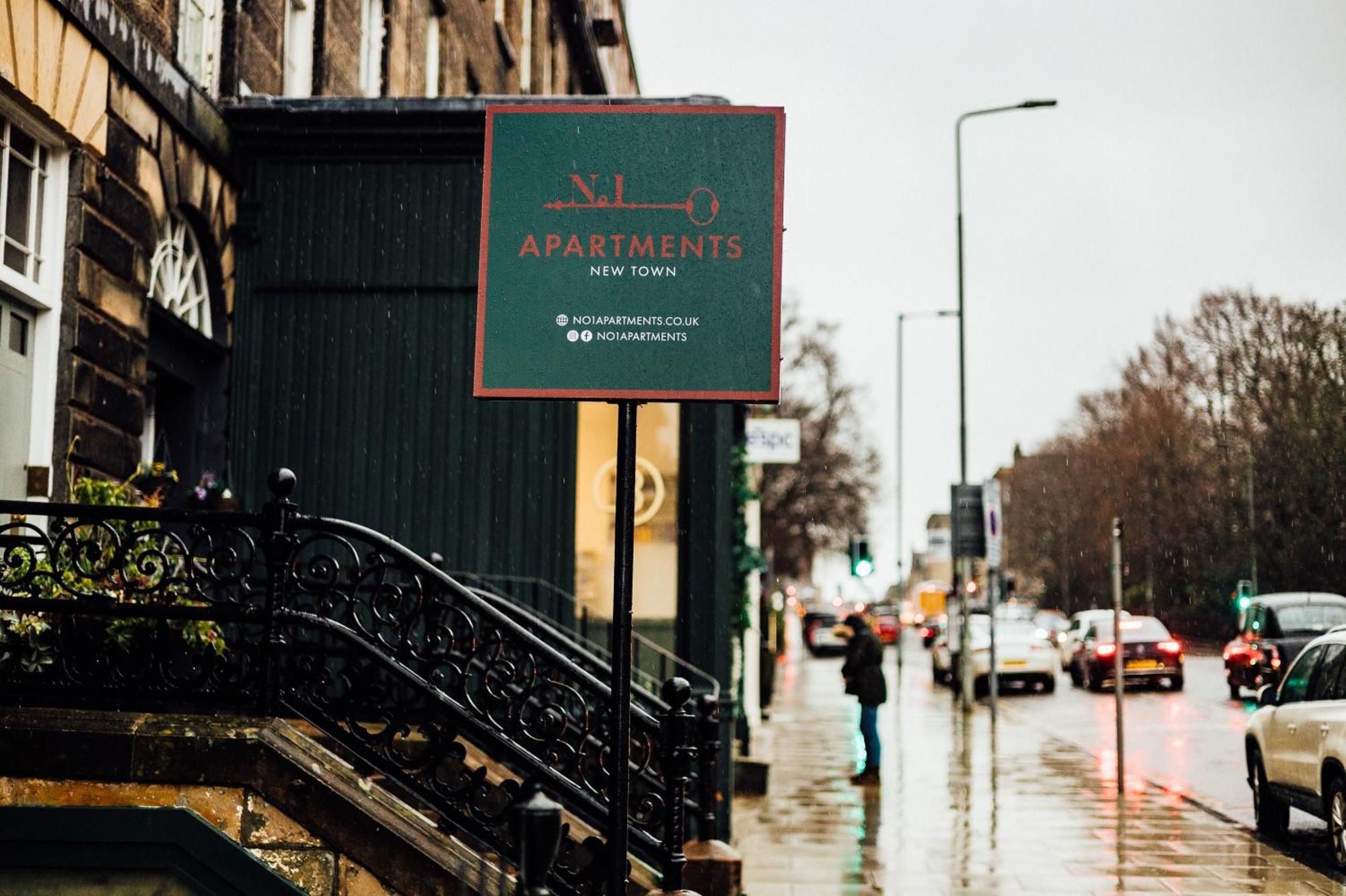 No1 Apartments Edinburgh - New Town מראה חיצוני תמונה